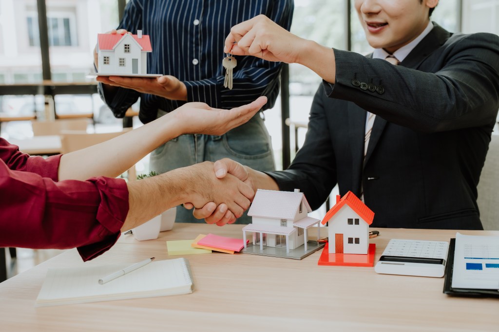 Sellers Outpace Buyers by 34%, Possible Price Drop&nbsp;Ahead